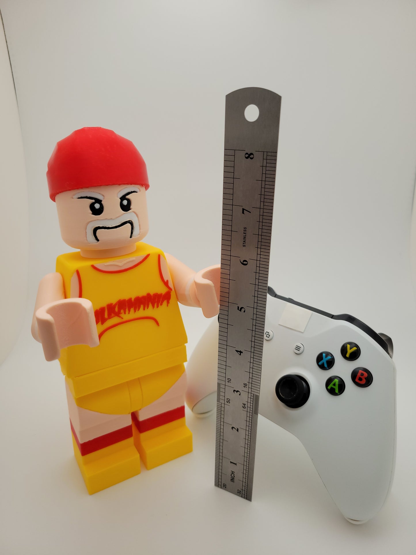 The Hulkster - RIP Big Brick Figure