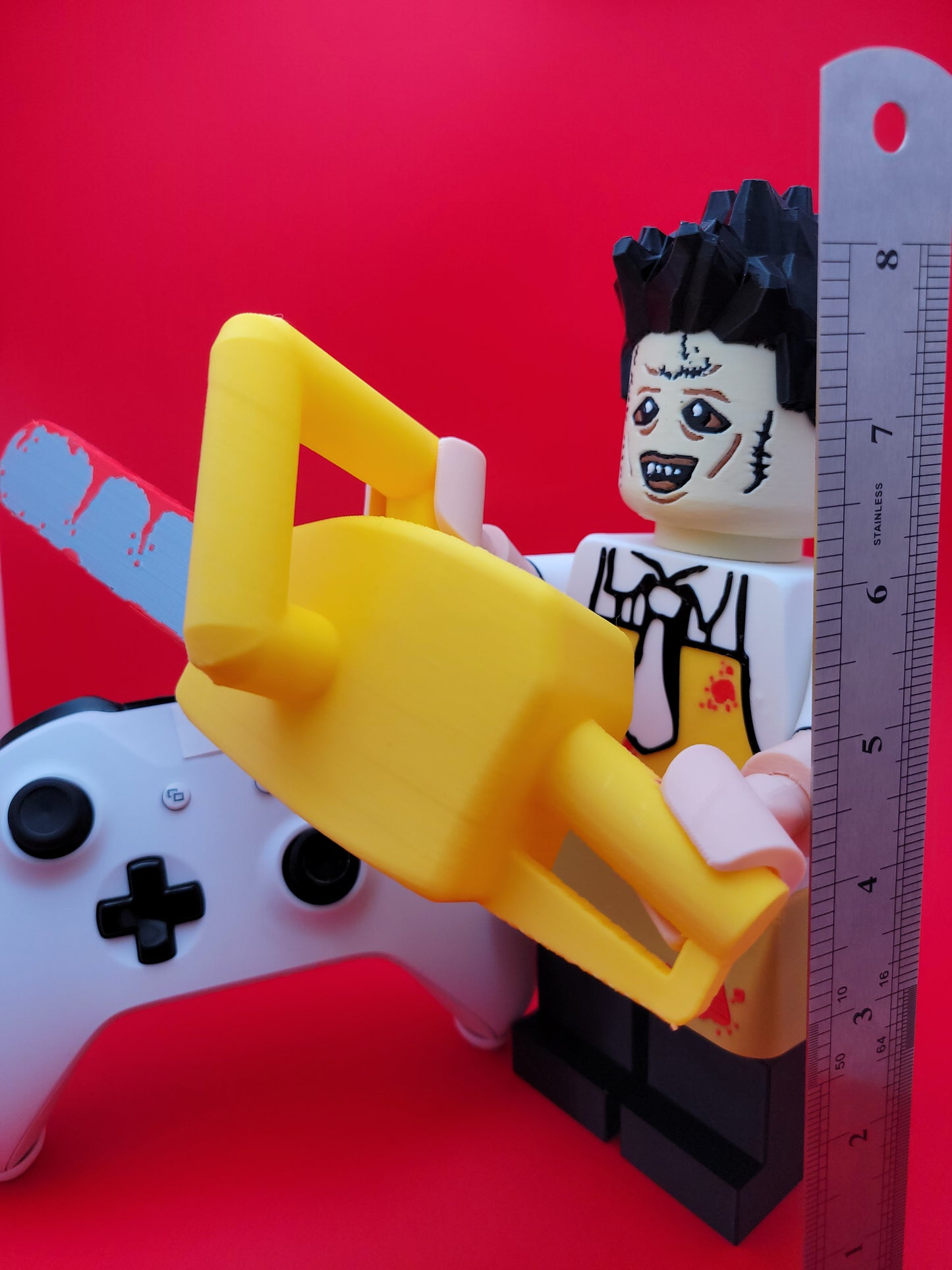 Leatherface - TCM Big Brick Figure